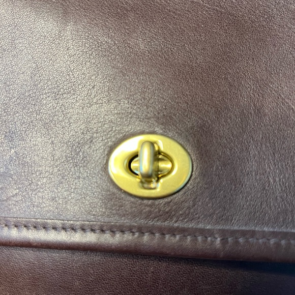 Coach vintage leather Station shoulder crossbody bag - Picture 8 of 17